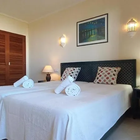 Bela Vista Tennis Club, Free Wifi - By Algarkasa Appartement Albufeira